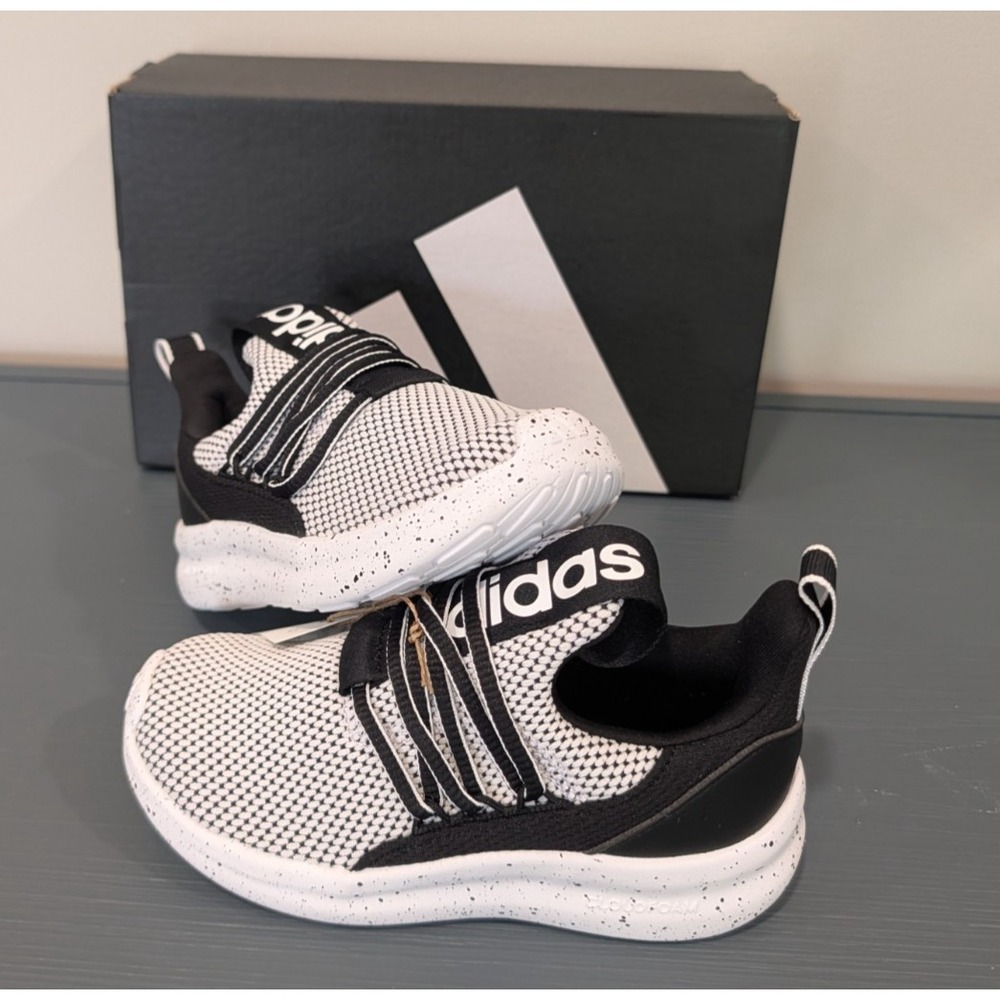 Adidas Lite Racer Adapt 7.0K Black/White Low Top Slip On Sneaker Kid 11.5 IE6384